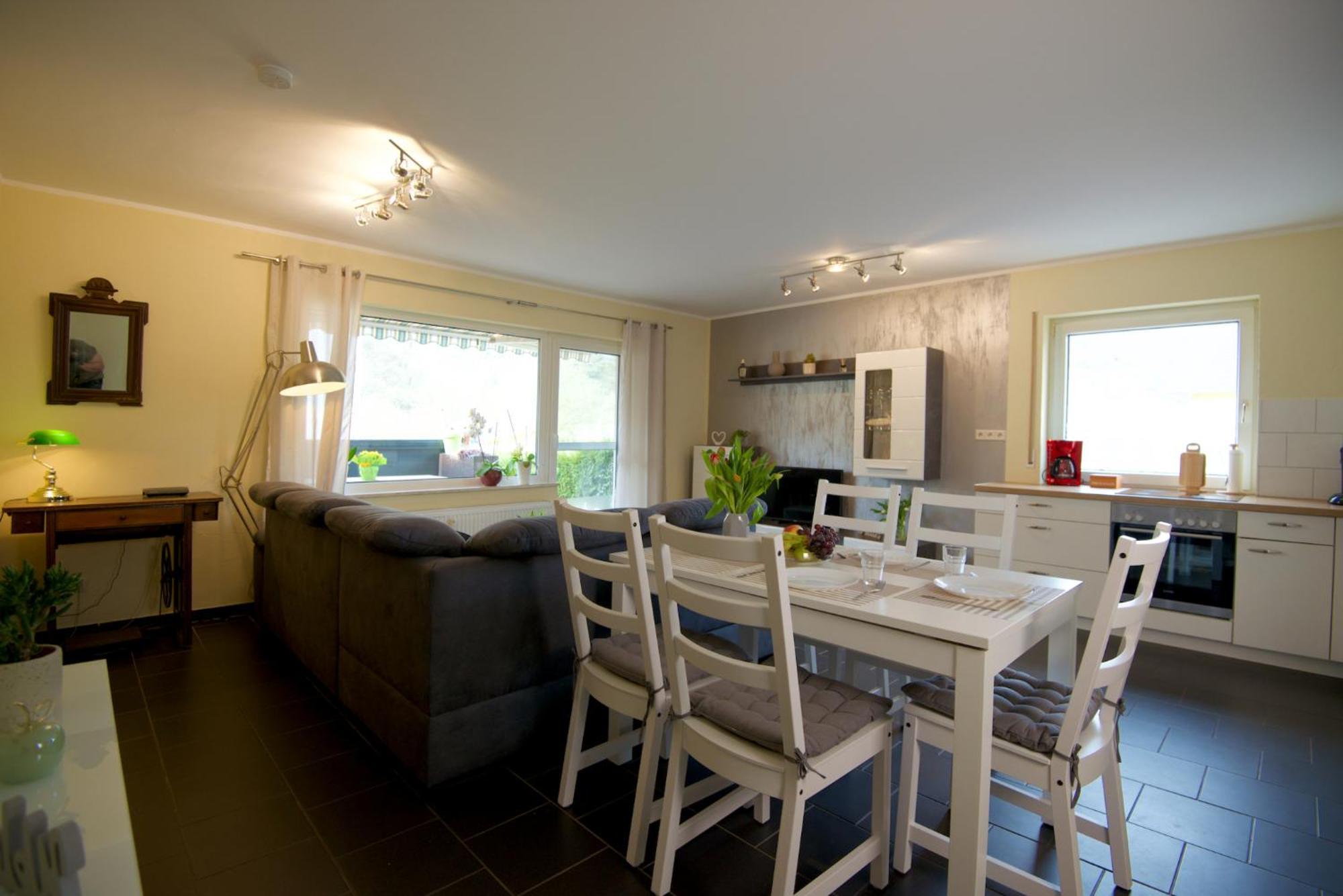 Moseleule Apartment *