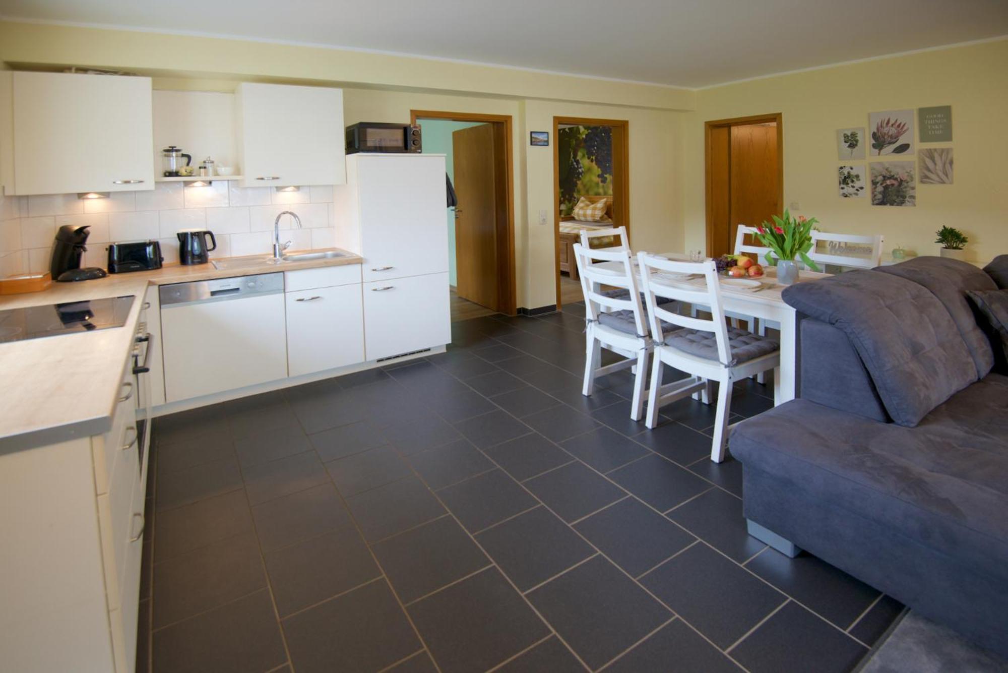 Moseleule Apartment